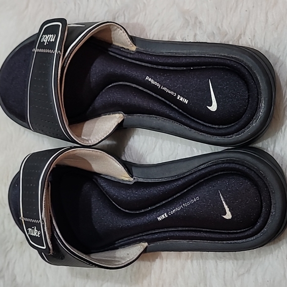 Nike comfort footbed soft foam slides beach vacation 360883-011 Sz10 black white - Picture 6 of 14